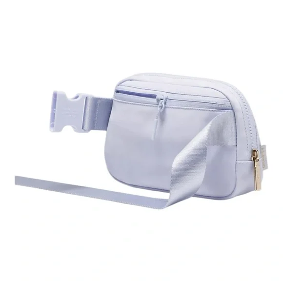 Lululemon Everywhere Belt Bag Serene Blue, 1L NWT - Picture 3 of 9